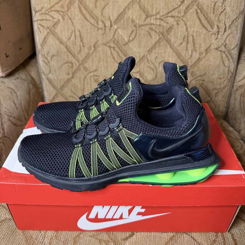 Nike Shox Gravity Running Shoes Mens Size 9 Black Gorge Green Sneaker AR1999-003